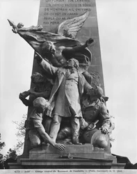 Monumento a Léon Gambetta, gruppo centrale, cortile Napoleon, Louvre, 1888 (dettaglio)